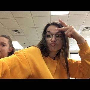 Meet your Posher, Carol